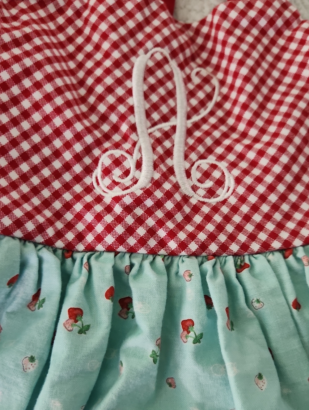 Ricrac & Ruffles Monogram A cherry 2 piece set Size 4T - Picture 2 of 4